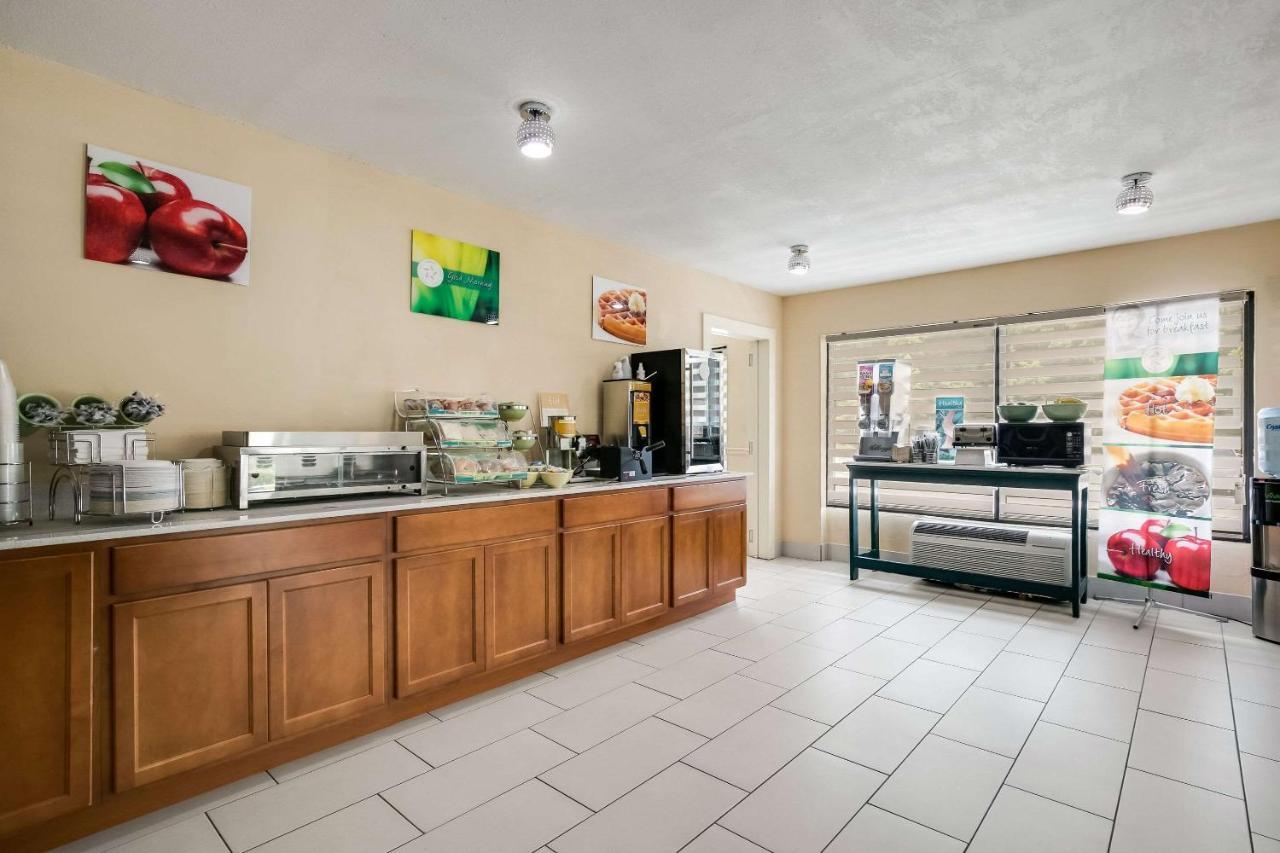 Quality Inn & Suites Mt Chalet Clayton Bagian luar foto